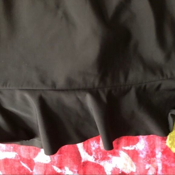 Aqua Green Size Medium Black Swim Skirt - Picture 2 of 5